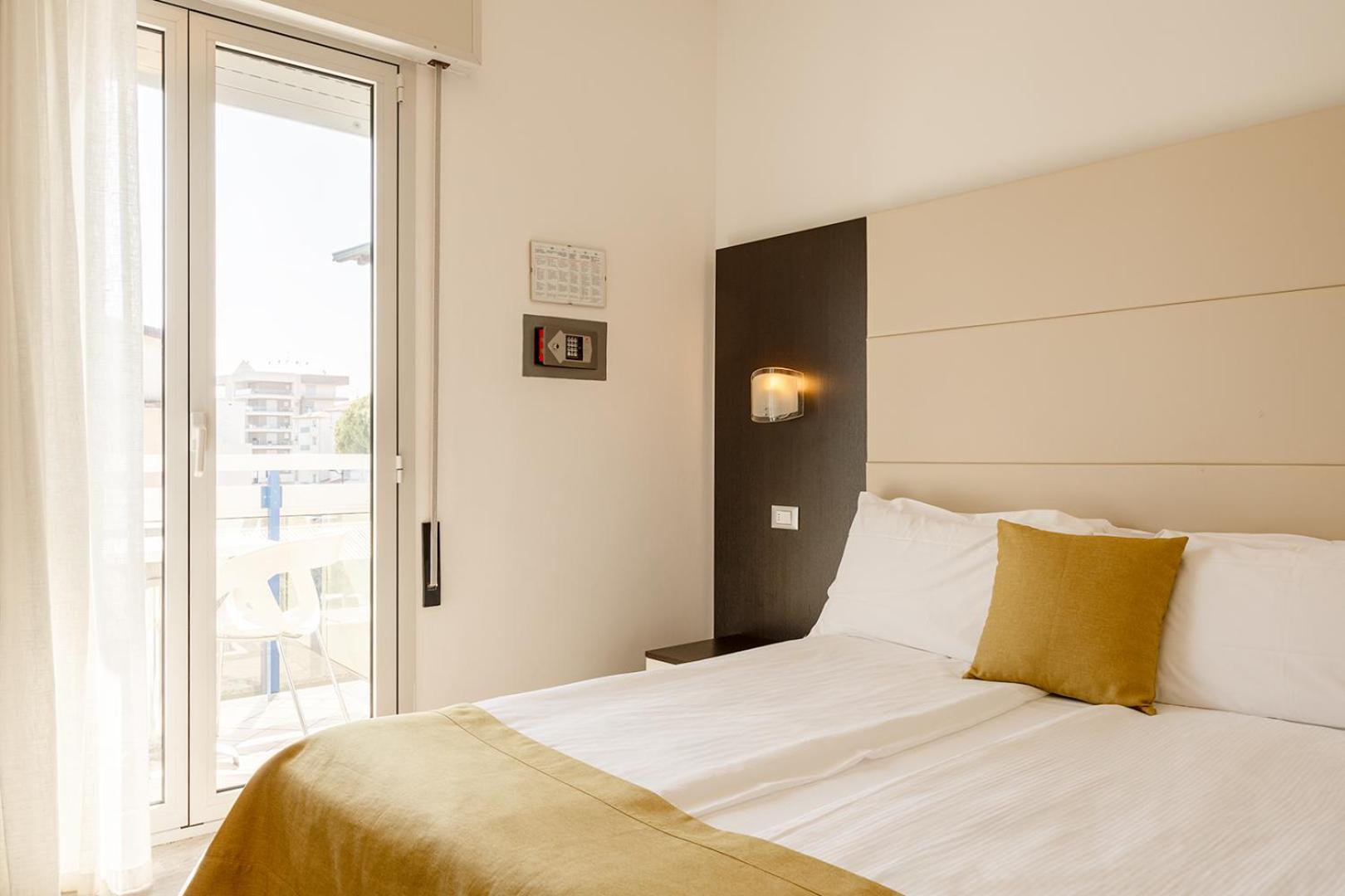 Hotel Bristol Caorle Exterior photo